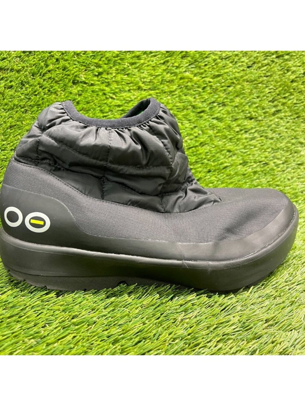 OOFOS OOmg Bootie Mens Size 10 Black Classic Outdoor Pull On Recovery Boots